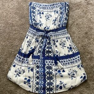 Strapless Patterned Dress